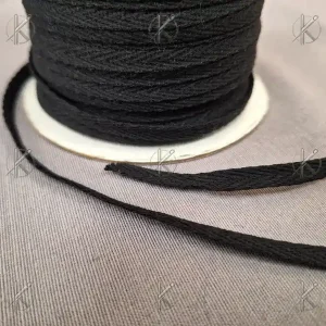 Fekete pertli 5mm