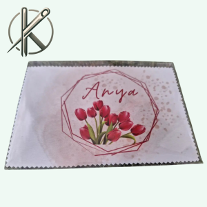 Anya tulipános szemüvegtörlő