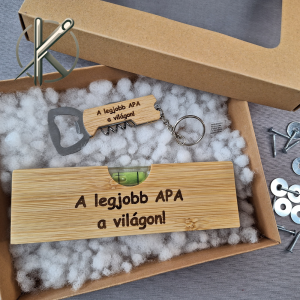 Vízmérték és szerszámos kulcstartó ajándékszett