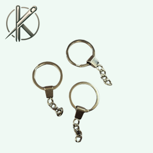 Nikkel kulcskarika lánccal